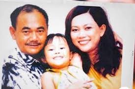 Ich Tran's Instagram, Twitter & Facebook