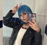 mcm day 3 photo dump 💙 au powder cosplay! i was so excited ...