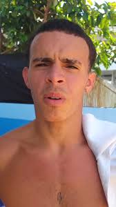 Cubano Frank Abel Rosales pasa a la final del trampolín desde un metro con  puntuación récord nacional de 501.25 unidades en el Campeonato Mundial  Juvenil de #Clavados ., Solo fue superado en ...