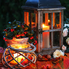 Zu den to dos für den garten im herbst gehören zweifelsfrei folgende tätigkeiten: Schone Herbstdeko Fur Deinen Garten Moebel De