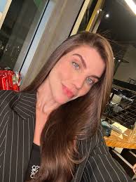 Existem momentos de autocuidado que ultrapassam a rotina e se tornam quase  um ritual. Estar aos cuidados do @lotufo me traz exatamente isso: uma  entrega tão genuína, que talvez seja o mais