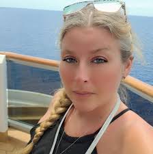 Wishing everyone in the Dominic's Group a very Merry Christmas and Happy  New Year! The DeLelles Family