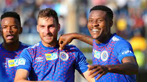 Supersport united trainer's set players short fitness challenges which are shared with teammates to keep morale up during lockdown. Gabuza And Supersport United Players Who Could Hurt Orlando Pirates Goal Com