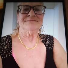 Today, do one out-of-the-ordinary kind thing for your romantic partner. If  you already feel like you're doing enough for them, choose to do even one  more thing. It could be picking up