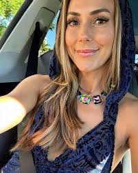 Janelle Bird's Instagram, Twitter & Facebook