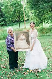 Grandma S Wedding Dress For A Heartwarming Elopement Celebration Chic Vintage Brides Vintage Bride Wedding Dress Inspiration Wedding Gowns Vintage
