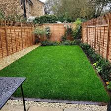 The Cloudberry Project On Instagram I Ve Got Two Special Visitors Coming To Swindon Today All The Way From Kent Back Garden Design Garden Design Garden Beds