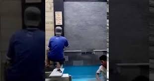 Jasa Pembuatan Kolam Minimalis Dengan Kaca Tukang Kolam Minimalis Batu Alam Di Kombinasikan Dengan Kaca Kolam Kolam Ikan Air Terjun