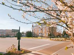 It is, in fact, the home of the chattanooga choo choo, the tune made popular by glenn miller. Plan Your Perfect Day Trip From Chattanooga Tn Vacation