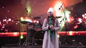 Impreuna cu splendida laura bretan si eden loren. Laura Bretan Concert Targul De Craciun Piata Constitutiei 8 Dec 2019 Nr 5 Youtube