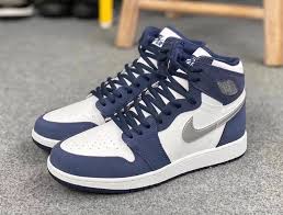 Detailed Look Japan Exclusive Air Jordan 1 Midnight Navy Sneaker Freaker In 2020 Air Jordans Air Jordans Retro Jordan 1