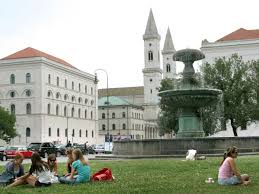 Pin On Munchen Metropole An Der Isar