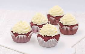 1 tablespoon unsalted butter 3 1/2 cups cake flour 1/2 cup unsweetened cocoa (not dutch process) Red Velvet Cupcakes With Cream Cheese Frosting Casa Veneracion