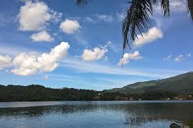 Di bagian muka waduk ini terdapat tanggul dengan ketinggian 16 m, lebar 4 m, dan panjang 850 m. Wisata Air Dan Kuliner Di Waduk Penjalin Venuemagz Comvenuemagz Com