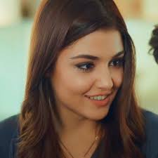 Pin By Mirza Iqbal On Hande Ercel Gorgeous Women Hande Ercel Women