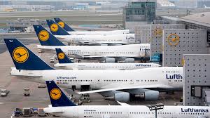 Ausführliche flughafeninformationen zu den von lufthansa angeflogenen flughäfen und drehkreuzen. Lufthansa Kundigt Massive Flugstreichungen An Reise Vor9