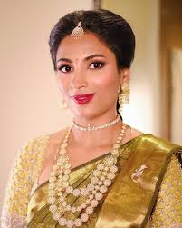 Hair & Makeup for @kavp31 Jewellery : @ckcsons Sari : @angadioninsta Blouse  designer : @anushreereddydesign #bridesbyralph #hmubyralphdaniels  #ckrishnaiahchettyjewellers #angadisilks #anushreereddyofficial  #bangalorediaries #bangalorebrides