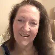 Laura Grine's Instagram, Twitter & Facebook