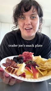 I know a snack plate HATES to see me coming #lunch #lunchtime #snacks