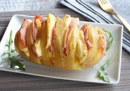 Recette Chaussiflette En Herisson De Pomme De Terre Recette Pomme De Terre Au Four Recettes De Cuisine Pomme De Terre