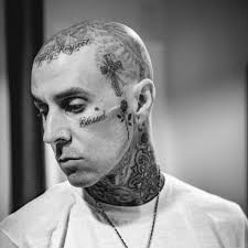 Travis barker enjoys the cabo pool with kourtney after flying for the first time since his the deadly 2008 crash he survived. Das Neue Gesichts Tattoo Von Travis Barker Tattoo Spirit