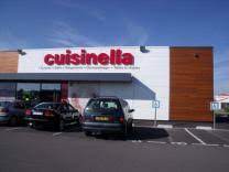 A subprefecture of the department of vendée, it has the administrative level of commune. Cuisinella Chateau D Olonne Collections Promos Et Infos Pratiques Pubeco