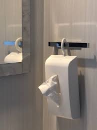 トイレのタオルをやめてペーパータオルに変えてみました ペーパータオル タオル 浴室 収納棚