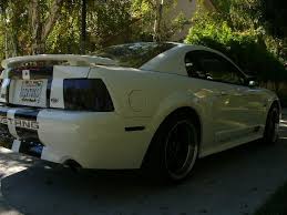 2001 Mustang With Racing Stripes 2003 White With Black Racing Stripe Mustang Gt Pictures Sixto Garcia Mustang Black Mustang Mustang Parts