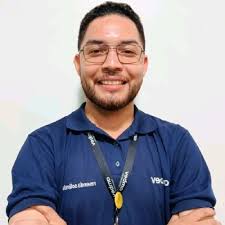 Muito importante para o uso de antibacterianos e saber suas classes: 1.  Penicilinas Exemplo: Amoxicilina, Penicilina G Dica: terminam em "-cilina"  Ação: Gram-positivos (algumas têm espectro…