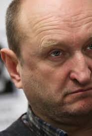 К слову, хлевинский снялся и в других легендарных советских картинах, таких как «вся королевская рать», «большая перемена». Umer Sygravshij V Bolshoj Peremene Valerij Hlevinskij Argumenty Nedeli
