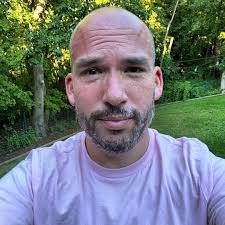 Who is a recommended local accountant in Hudson, NY for tax services?