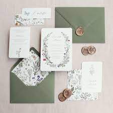 Partecipazioni matrimonio con illustrazioni foglie di ginkgo biloba. Wildflower Margherite Fiori Secchi Floreale Partecipazioni Inviti Nozze Matrimonio 2021 Sposi Flower Inviti Di Nozze Inviti Per Matrimonio Partecipazioni Nozze