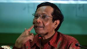 Dapat Kado Buku Mahfud Md Kaget Dan Senang Nasional Tempo Co