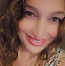 So often we hurt.. . . . . . . .#Netflix . #jenniferlopez  #alexandradaddario #AngelinaJolie #MeganFox #margotrobbie #chrisevans  #ChristianBale #AnneHathway #BrieLarson #ScarlettJohansson #elizabetholsen  #JenniferLopez #JenniferAniston #JenniferLawrence ...