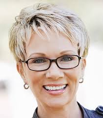 Edgy Pixie For Women Over 40 Short Hairstyles For Thick Hair Short Hair Styles Short Hair Styles Pixie