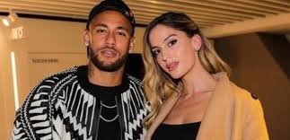 Maybe you would like to learn more about one of these? Luan Santana E Natalia Barulich Aparecem Em Clima De Romance Em Gravacao Quem Musica
