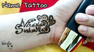 Two easy g letter henna tattoo designs alphabet g letter mehndi. Couple Love Name Tattoo Design For Girls Boys Stylish Tattoo Mehndi Design Name Tattoo Tattoo Blog