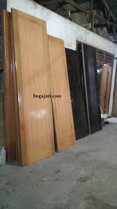 Harga kusen pintu dan pintu kayu mengikuti perkembangan yang ada dan disini saya mencoba memberikan harga kusen terbaru secara lengkap. Pintu Kayu Plywood Yang Banyak Di Cari