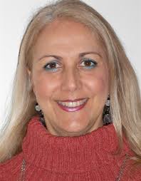 Anna Calvo's Instagram, Twitter & Facebook