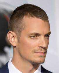 Joel Kinnaman Jpg 487 599 Joel Kinnaman Actors American Actors