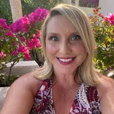 Kathryn Comeaux's Instagram, Twitter & Facebook