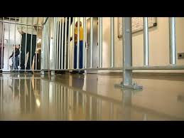 Bourg En Bresse Un Detenu Fiche S Mele Aux Autres Prisonniers Youtube