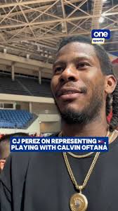 IN HIS BAG EARLY ⚡ Akil Mitchell powers Meralco with an 11-point  production, helping the Bolts take the lead by the end of the first quarter  against NLEX in the PBA Season