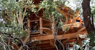 Catch Treehouse Fever At Home Garden Show Luxury Tree Houses Tree House Beautiful Tree Houses
