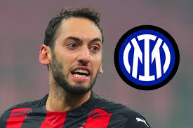 İşte hakan çalhanoğlu'nun havaalanındaki görüntüleri. Wtvdlu6grkyu1m