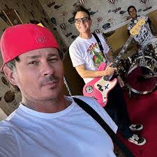 Jamie Hubbell's Instagram, Twitter & Facebook