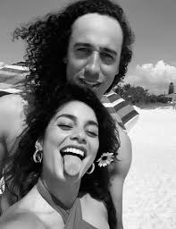 She has a younger sister, stella hudgens, who is also an actress. Who Is Vanessa Hudgens Boyfriend 2021 Details Of Her Relationship History Creeto