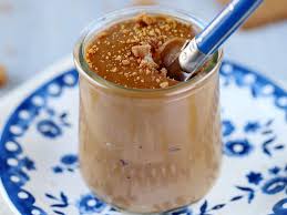Decouvrez La Recette Pate De Speculoos Maison Sur Cuisineactuelle Fr Postres Lindos Postres Cucharas