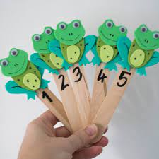 Cloze activity fill in the blanks (using a word bank) about the life cycle of frogs. Fun Frog And Tadpole Crafts And Activities For Toddlers And Preschoolers