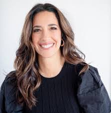 Lauren Ekstrom's Instagram, Twitter & Facebook